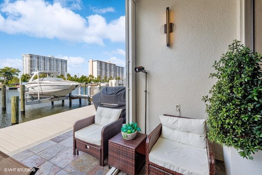 POINCIANA ISLAND - Residential