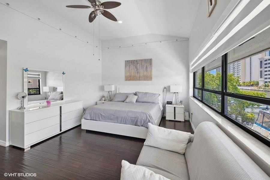 POINCIANA ISLAND - Residential