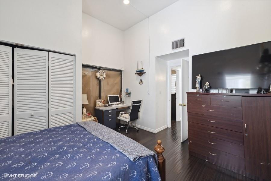 POINCIANA ISLAND - Residential