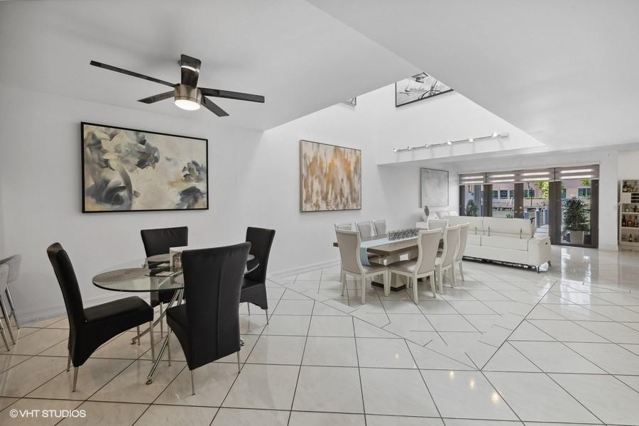 POINCIANA ISLAND - Residential