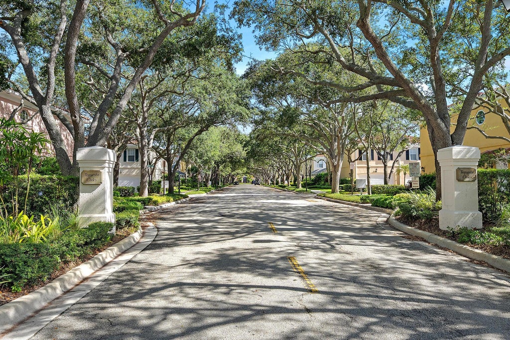 Photo of 79 TALL OAKS Circle, Tequesta, FL 33469 (MLS # B26091128)