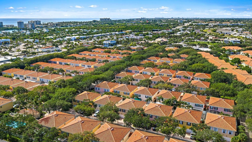 Photo of 79 TALL OAKS Circle, Tequesta, FL 33469 (MLS # B26091128)