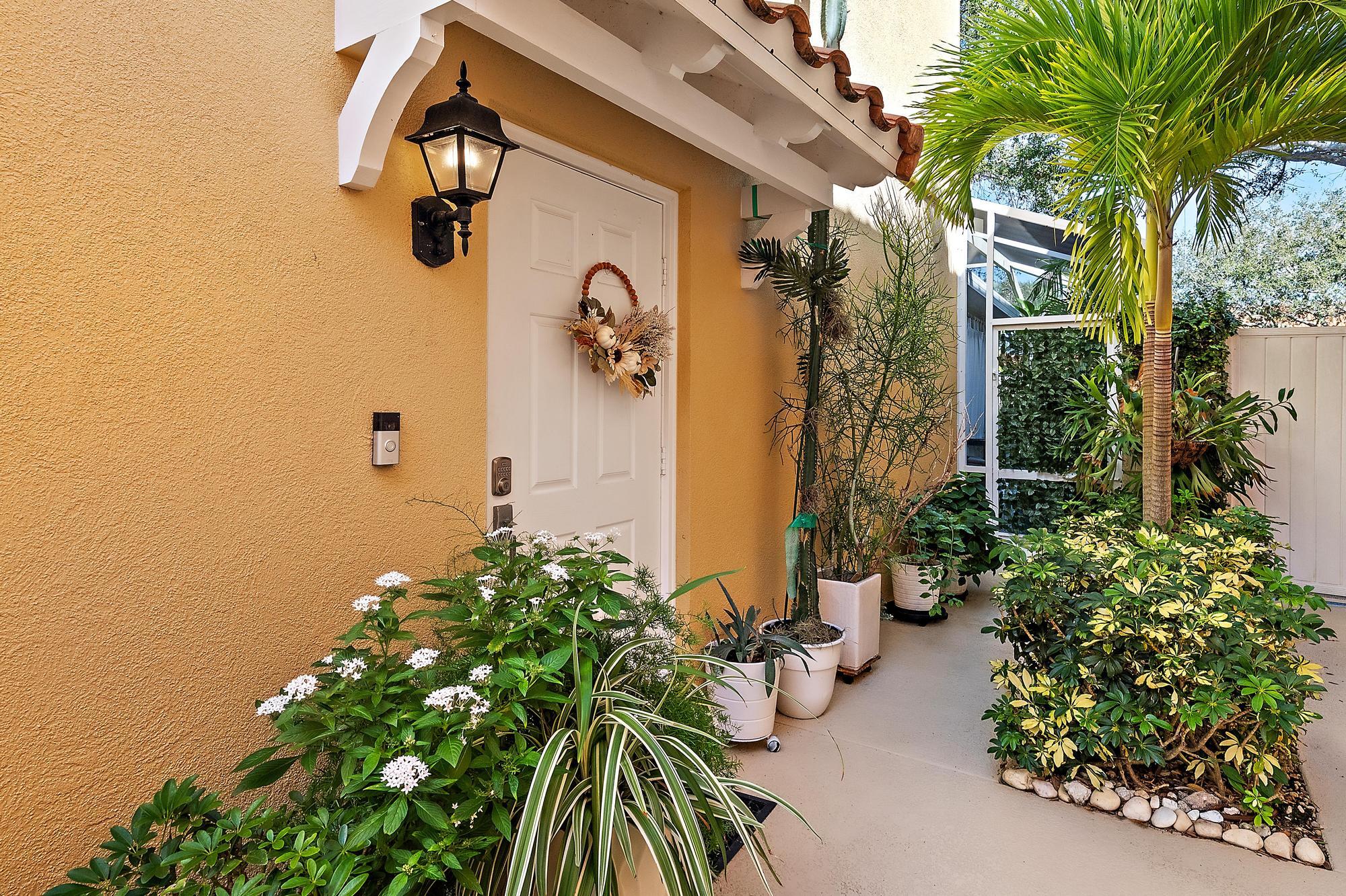 79 TALL OAKS Circle