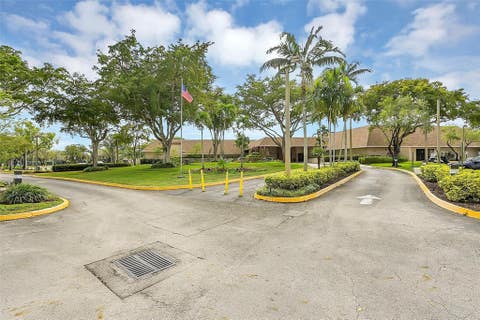Tiny photo for 10369 NW 24th Place #402, Sunrise, FL 33322 (MLS # F10532722)