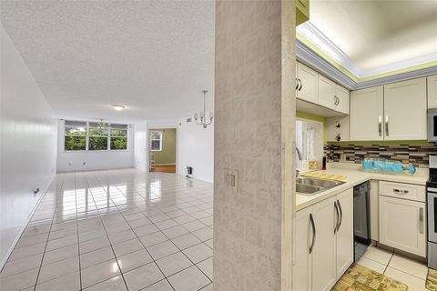 Tiny photo for 10369 NW 24th Place #402, Sunrise, FL 33322 (MLS # F10532722)