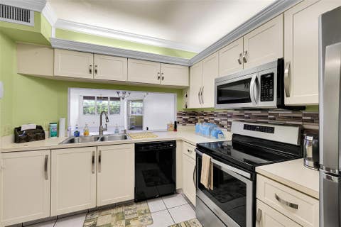 Photo of 10369 NW 24th Place #402, Sunrise, FL 33322 (MLS # F10532722)