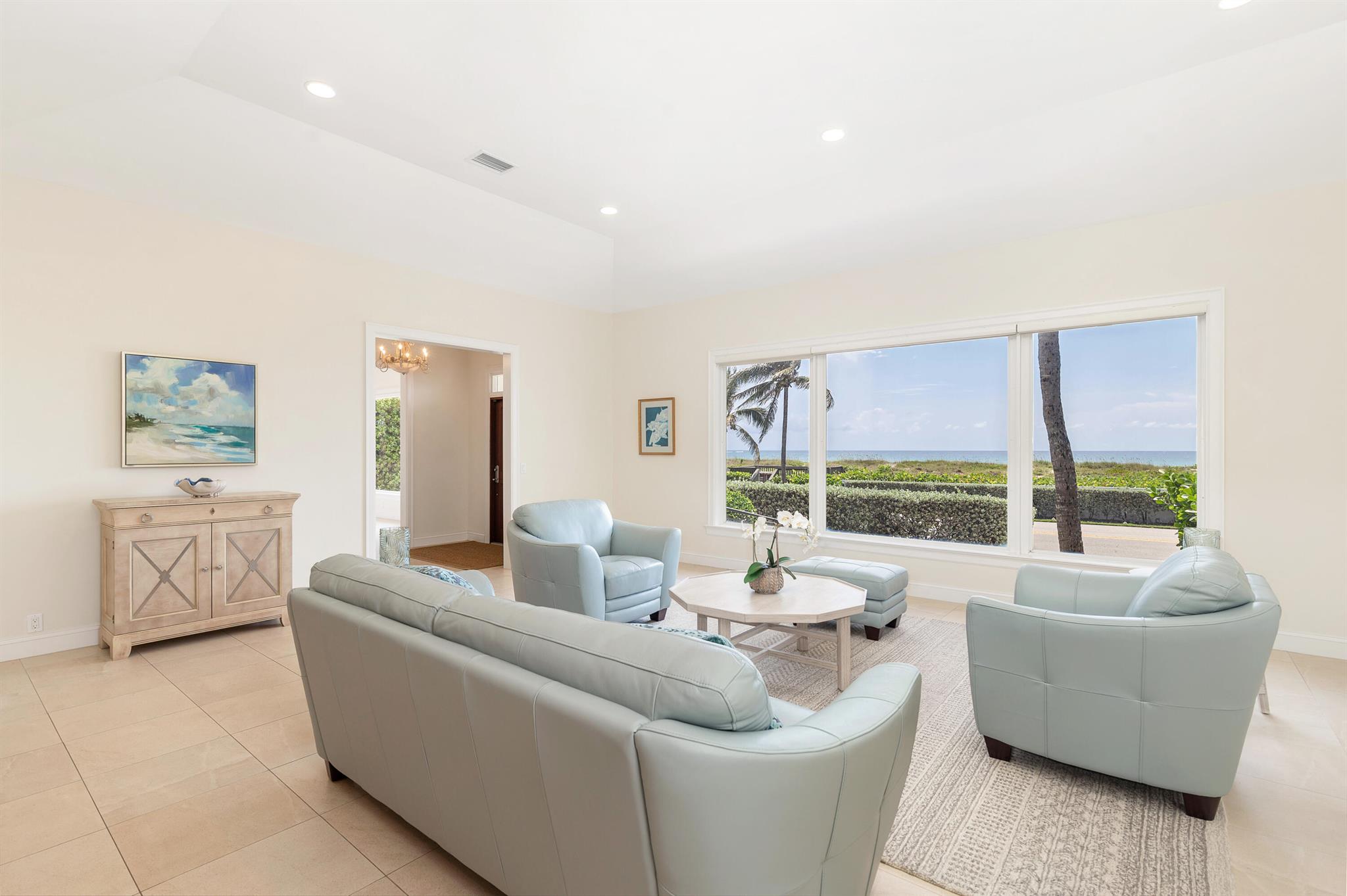 ESPLANADE ESTATES - Residential Lease