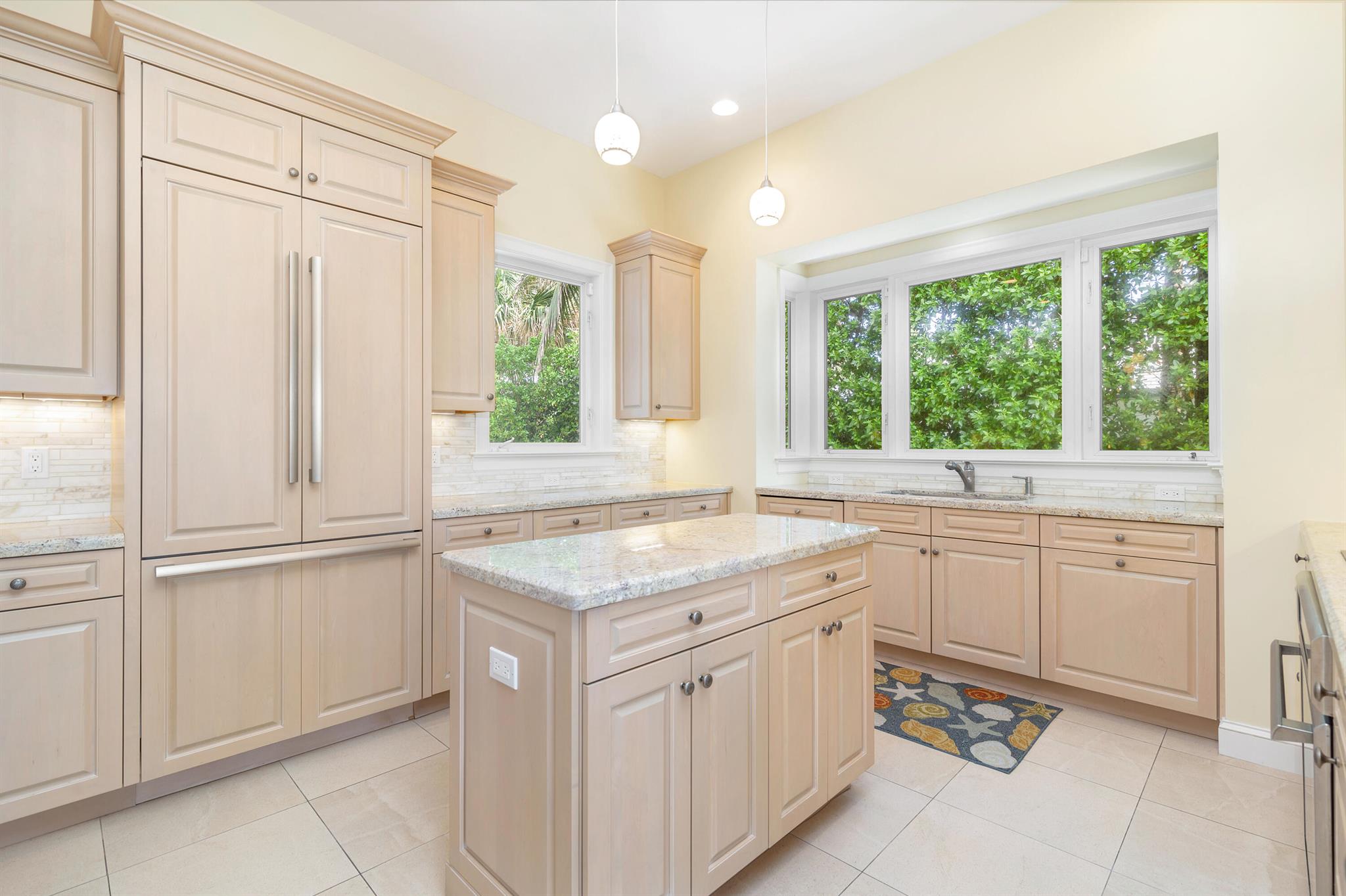 ESPLANADE ESTATES - Residential Lease