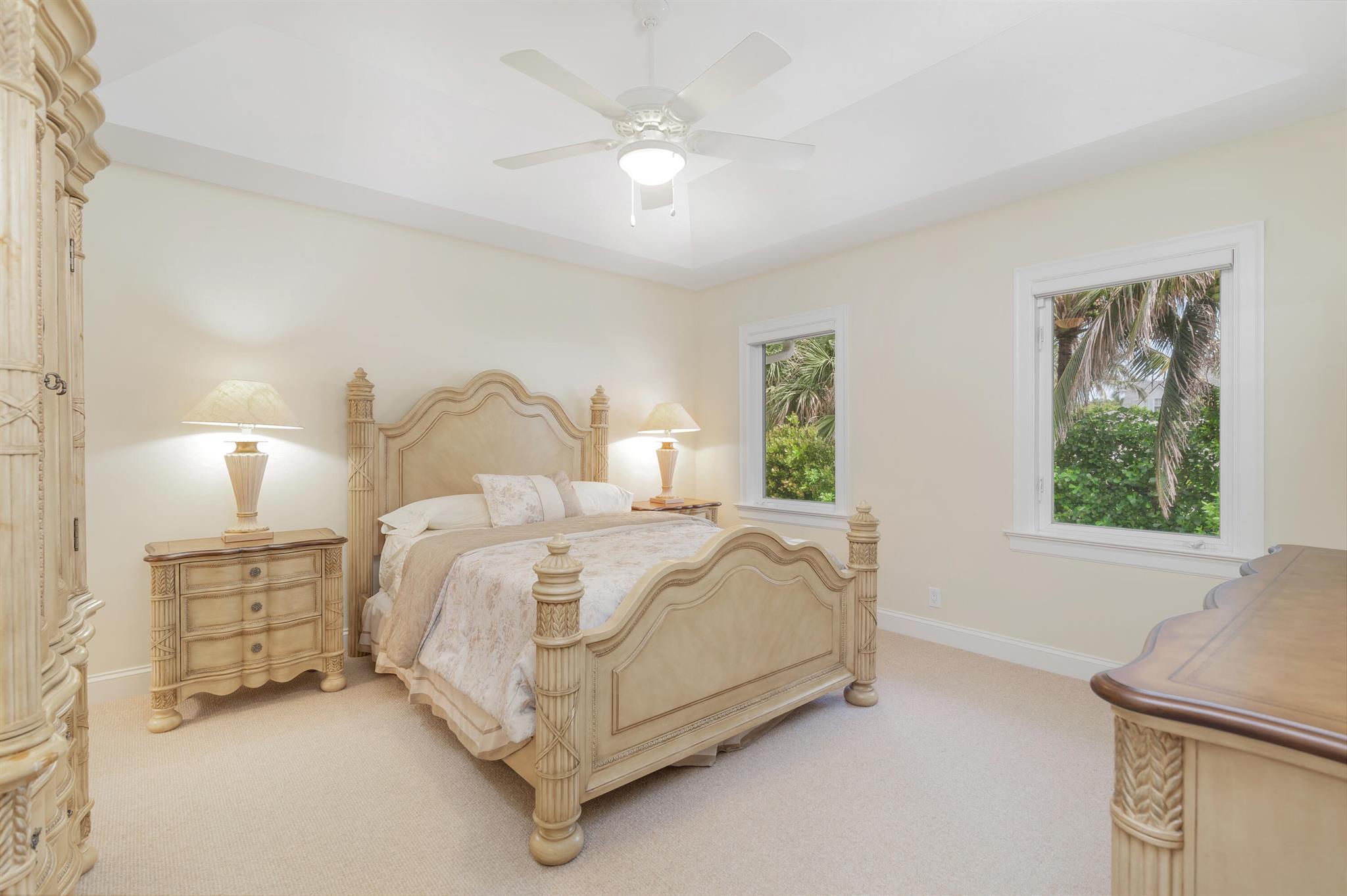 ESPLANADE ESTATES - Residential Lease