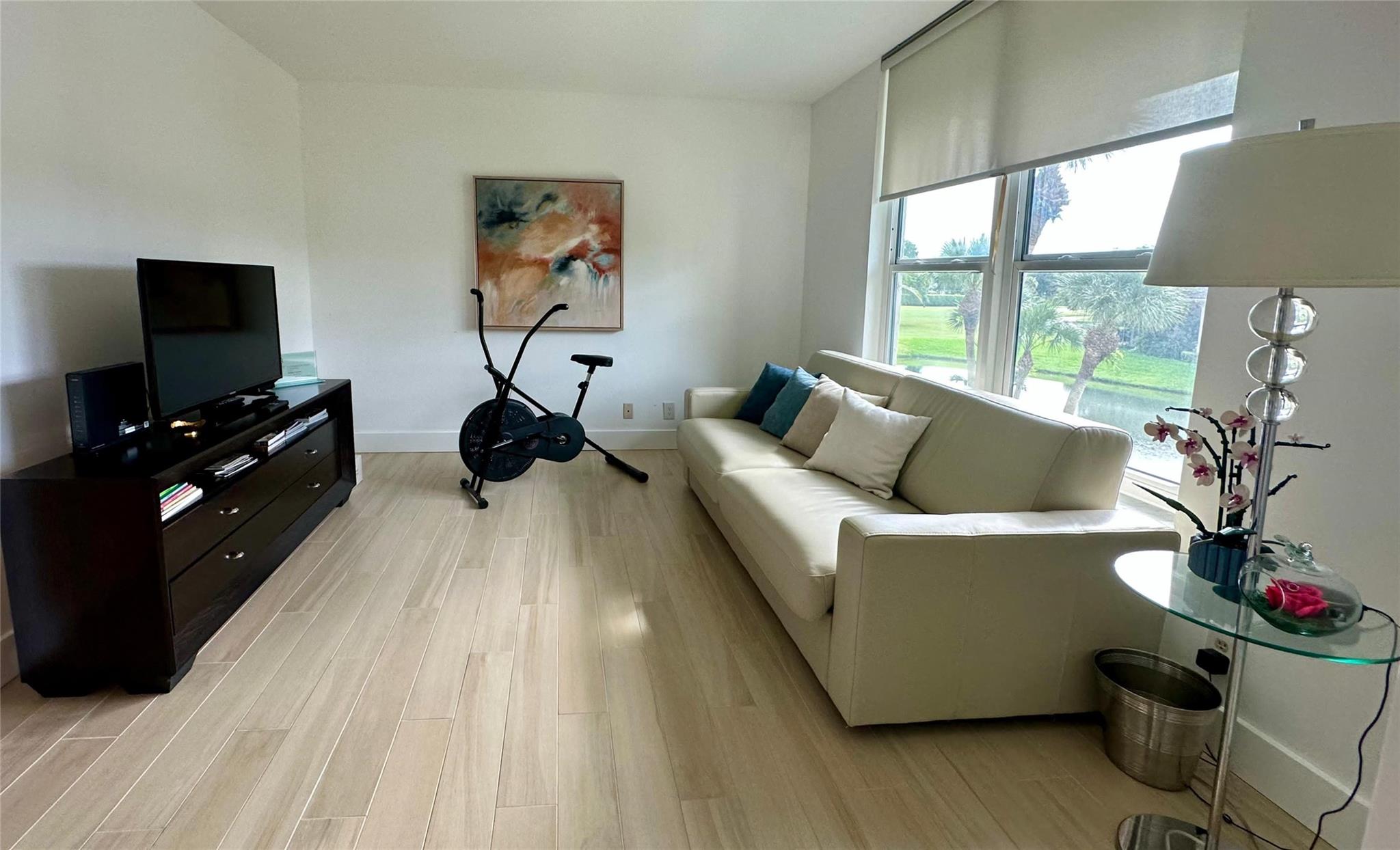 Regency At Boca Pointe Co - Residential Lease