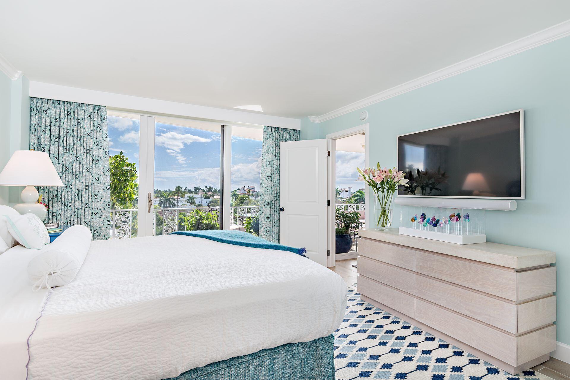 MELBORNE HOUSE CONDO - Residential