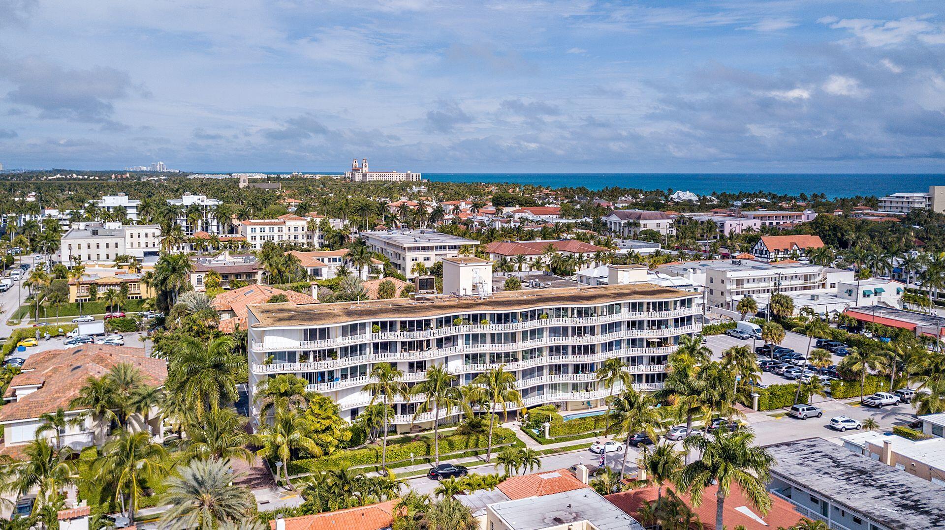 MELBORNE HOUSE CONDO - Residential