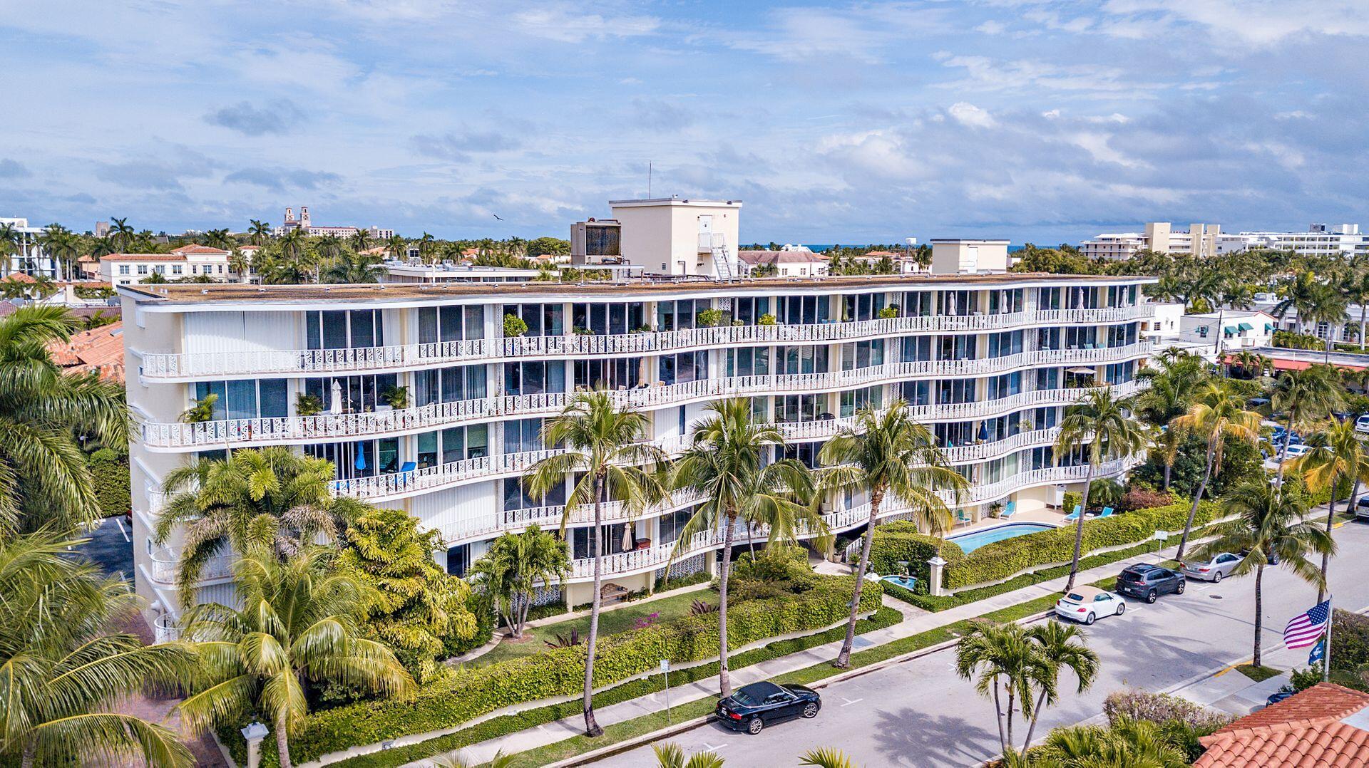 MELBORNE HOUSE CONDO - Residential