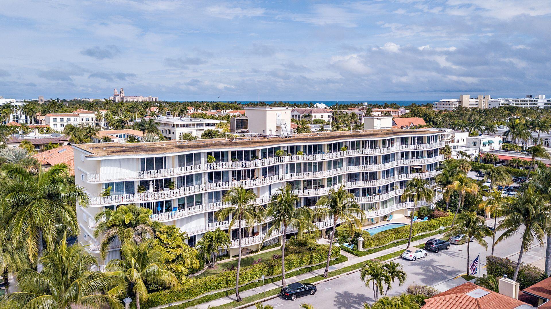 MELBORNE HOUSE CONDO - Residential