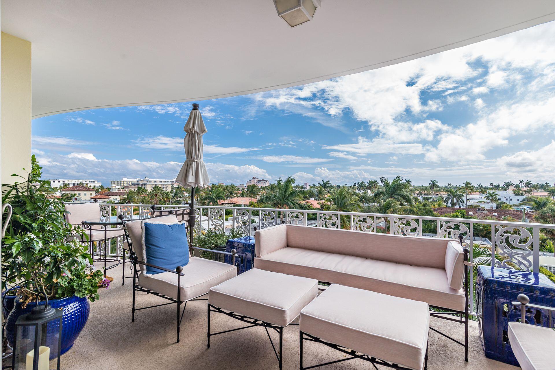 MELBORNE HOUSE CONDO - Residential