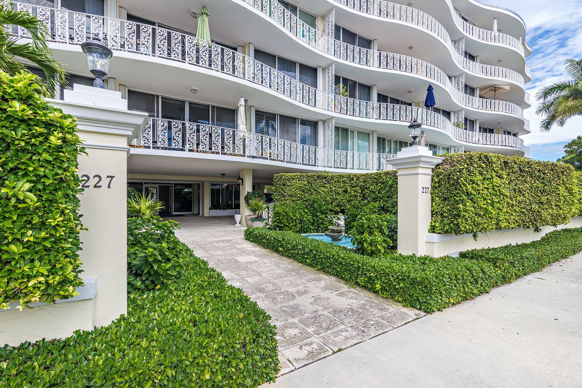 MELBORNE HOUSE CONDO - Residential