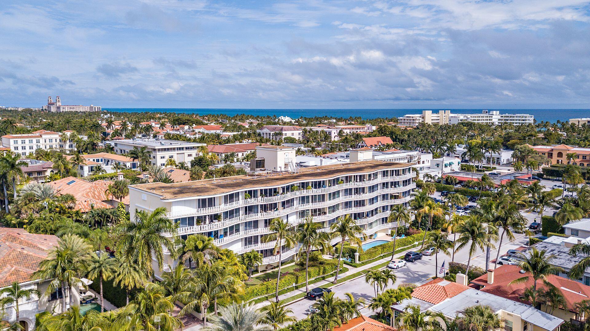 MELBORNE HOUSE CONDO - Residential