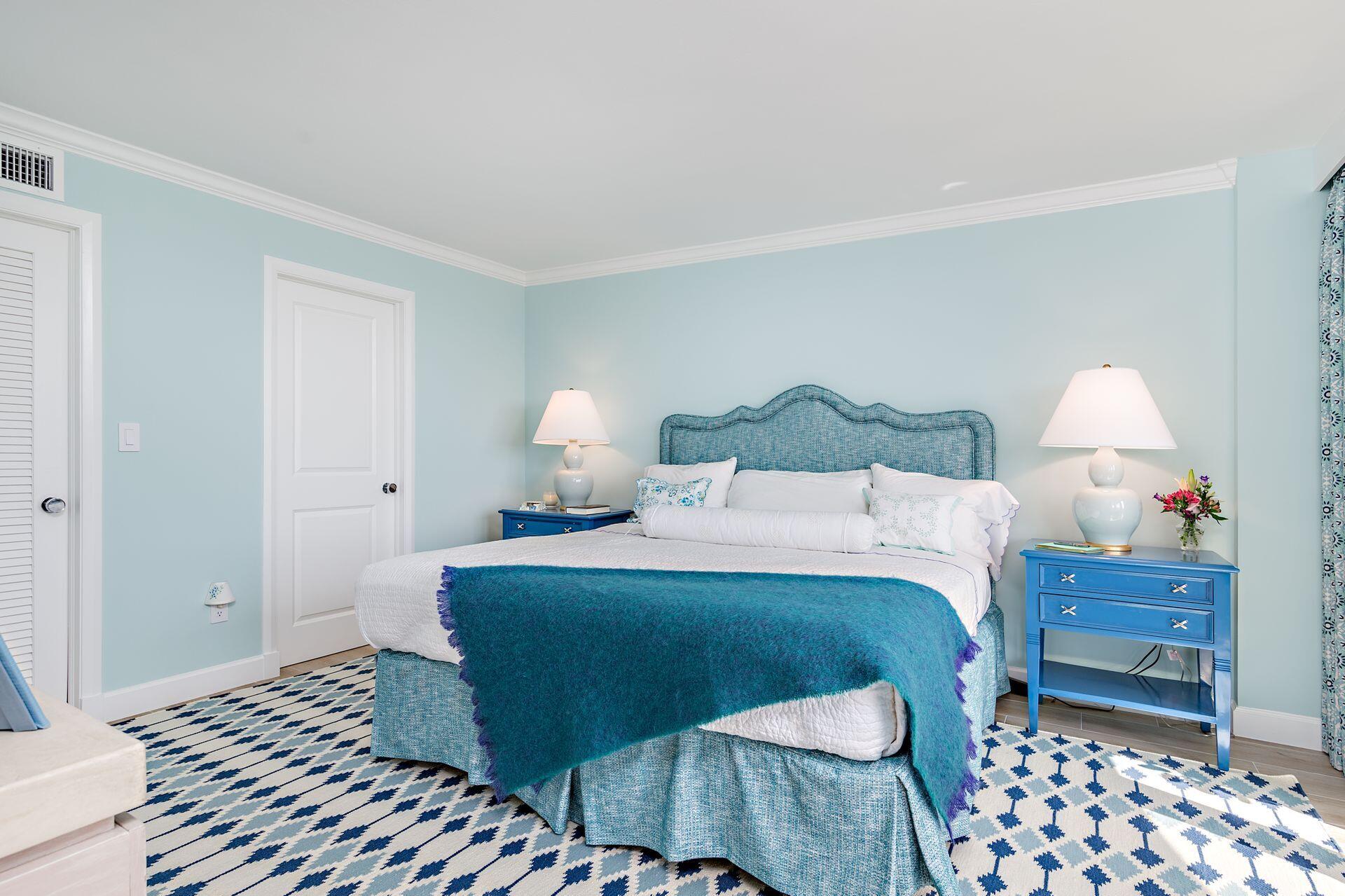 MELBORNE HOUSE CONDO - Residential