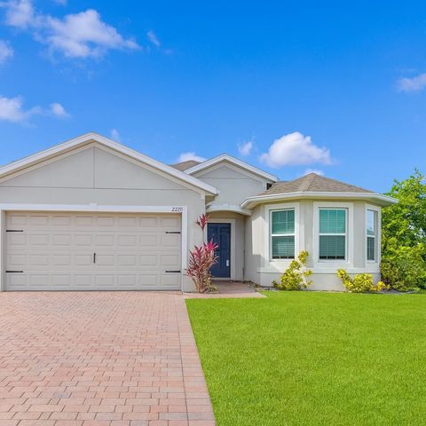 Photo of 2220 NE 5th Avenue, Cape Coral, FL 33909 (MLS # R11143578)