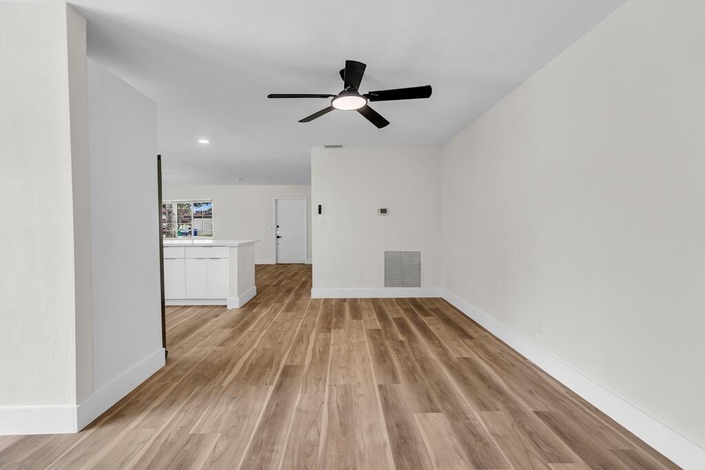 KENNILWORTH TOWNHOUSES - Residential