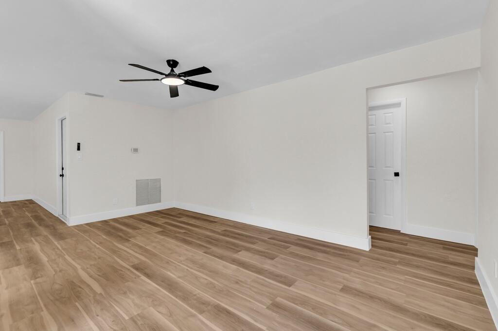 KENNILWORTH TOWNHOUSES - Residential