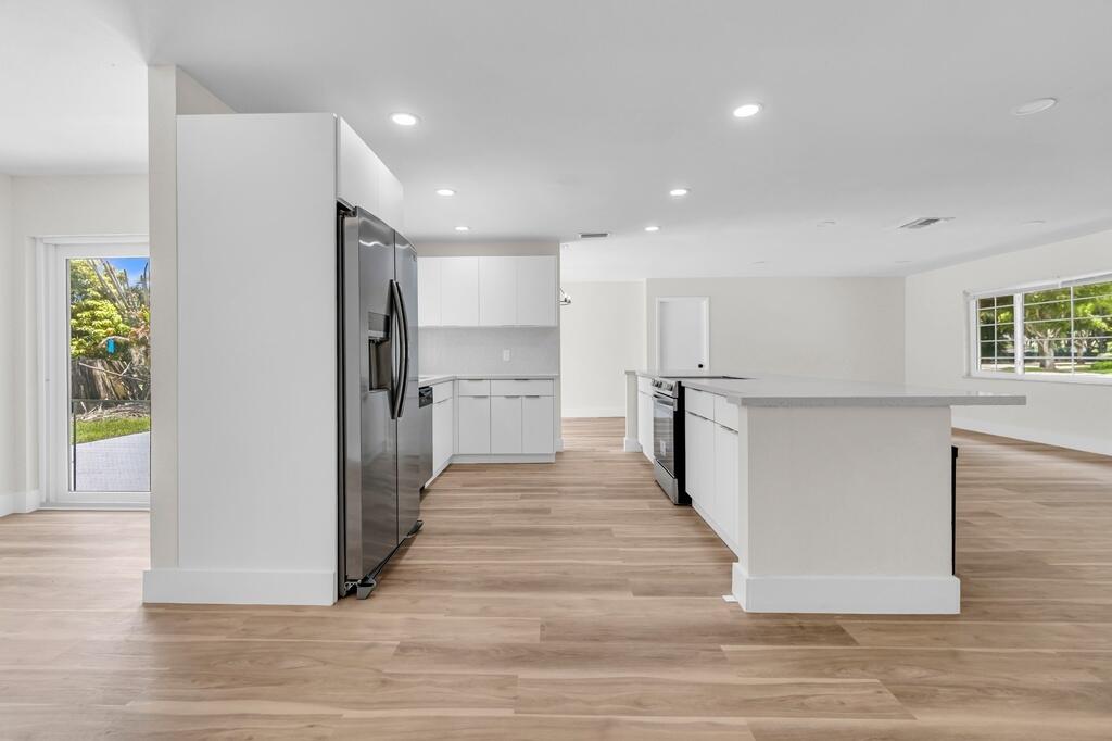 KENNILWORTH TOWNHOUSES - Residential