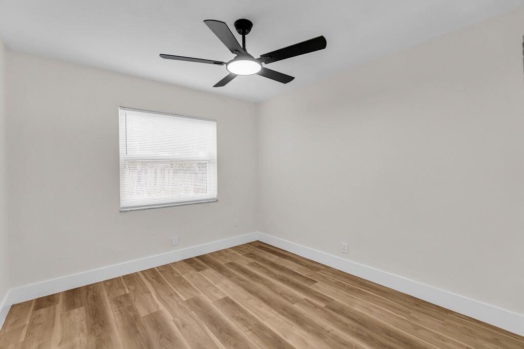 KENNILWORTH TOWNHOUSES - Residential