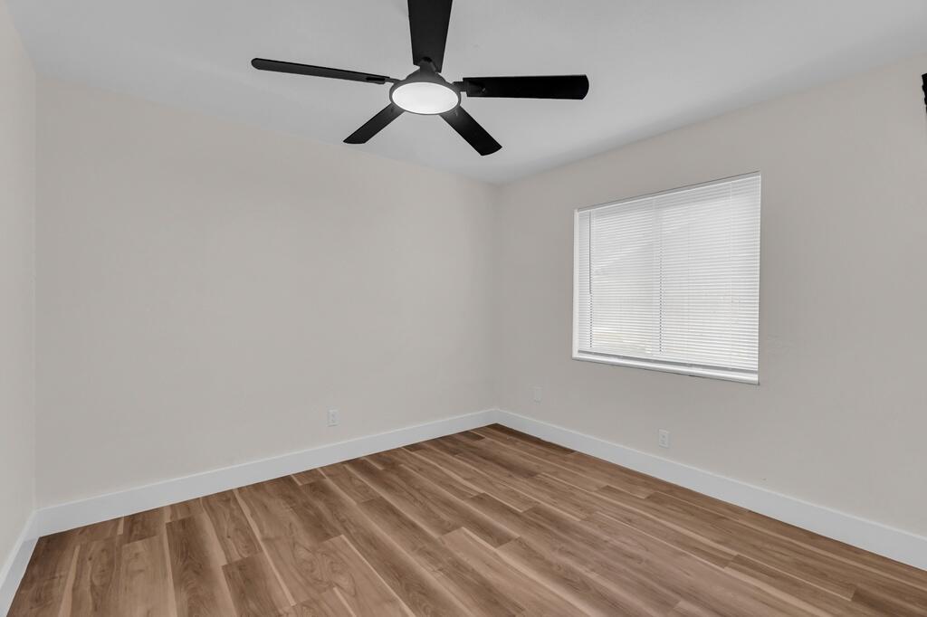 KENNILWORTH TOWNHOUSES - Residential