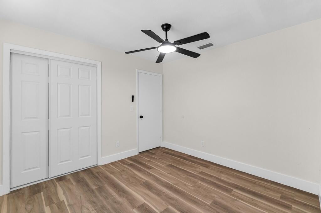 KENNILWORTH TOWNHOUSES - Residential