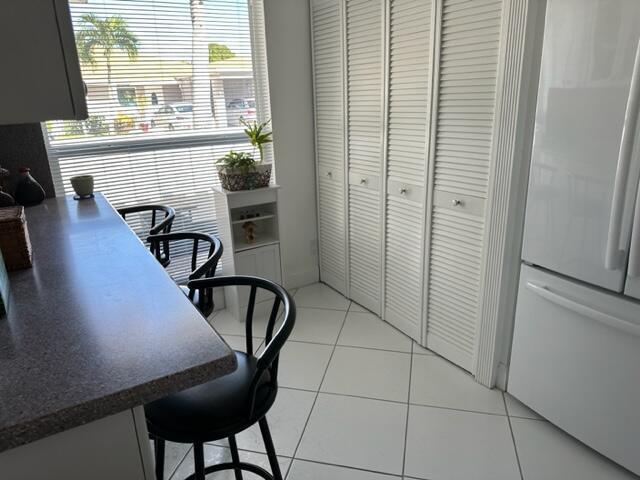 CAMELOT VILLAGE SEC 1 - Residential Lease