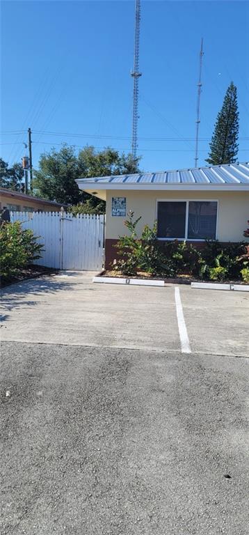 Sun Land Park 25-30 B - Residential Lease