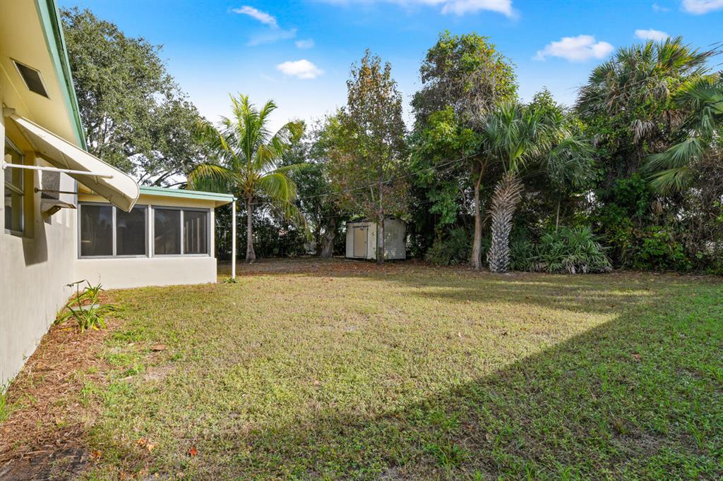 BRENTWOOD - Residential