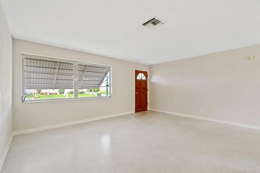 BRENTWOOD - Residential