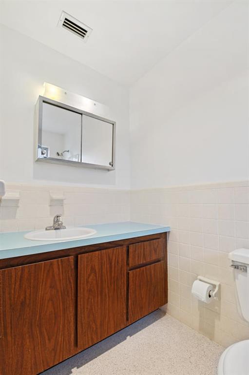 BRENTWOOD - Residential