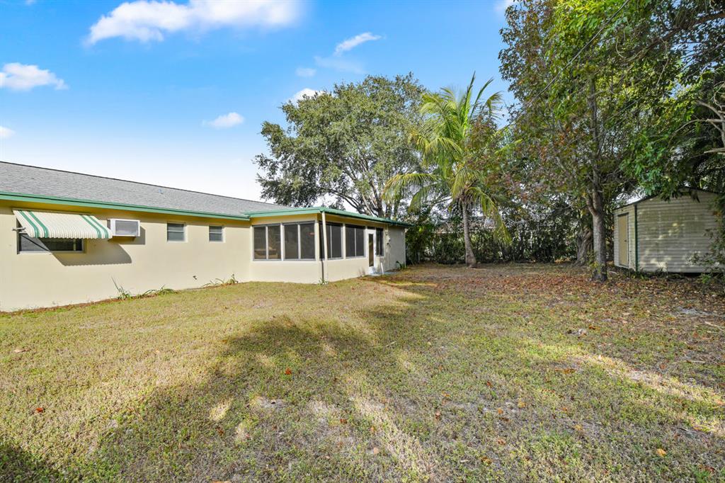 BRENTWOOD - Residential