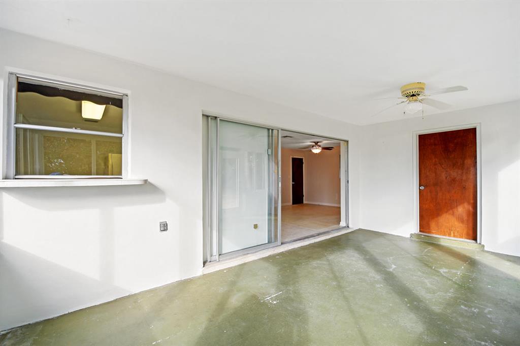 BRENTWOOD - Residential