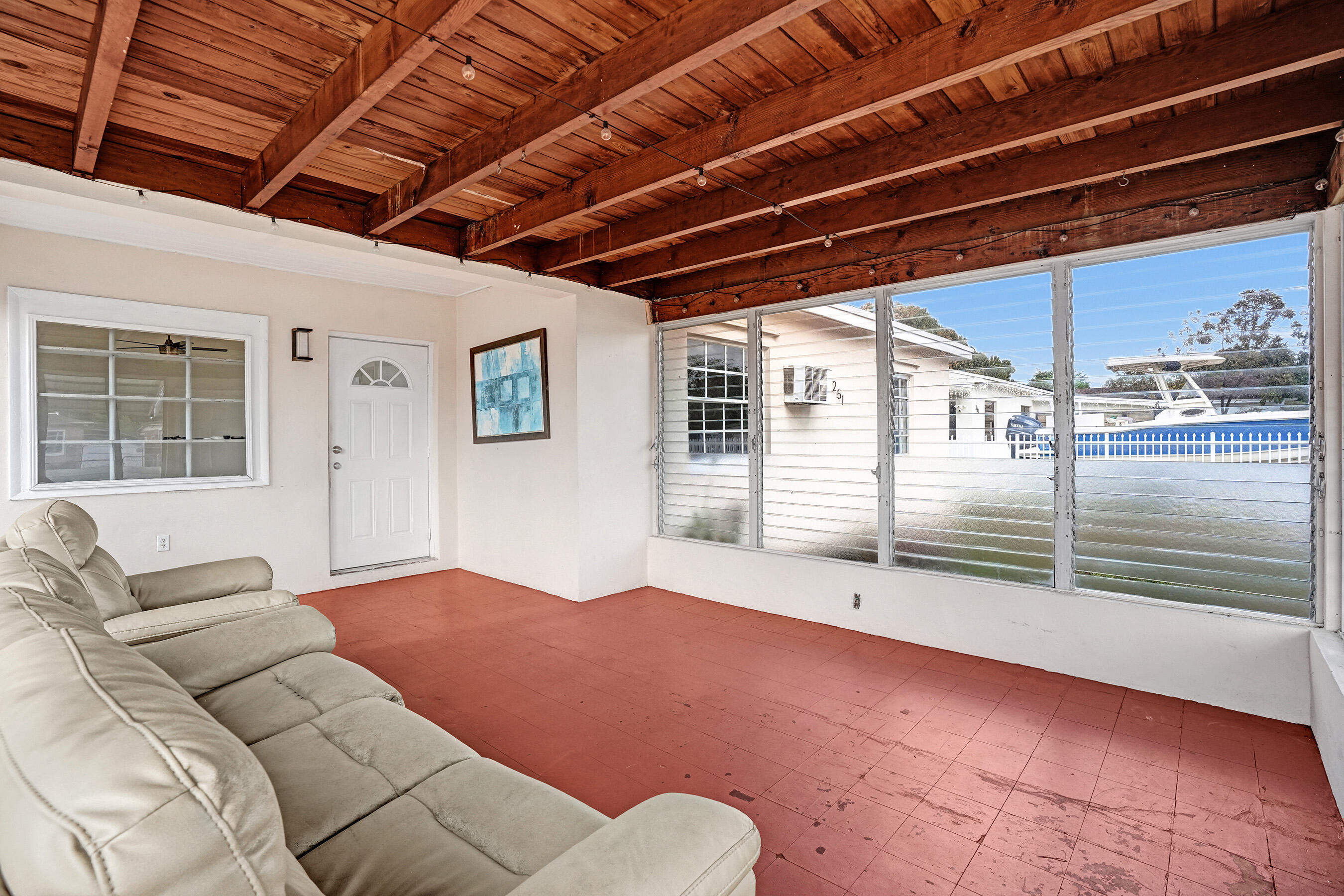 4TH AVENUE EXTENSION - Residential