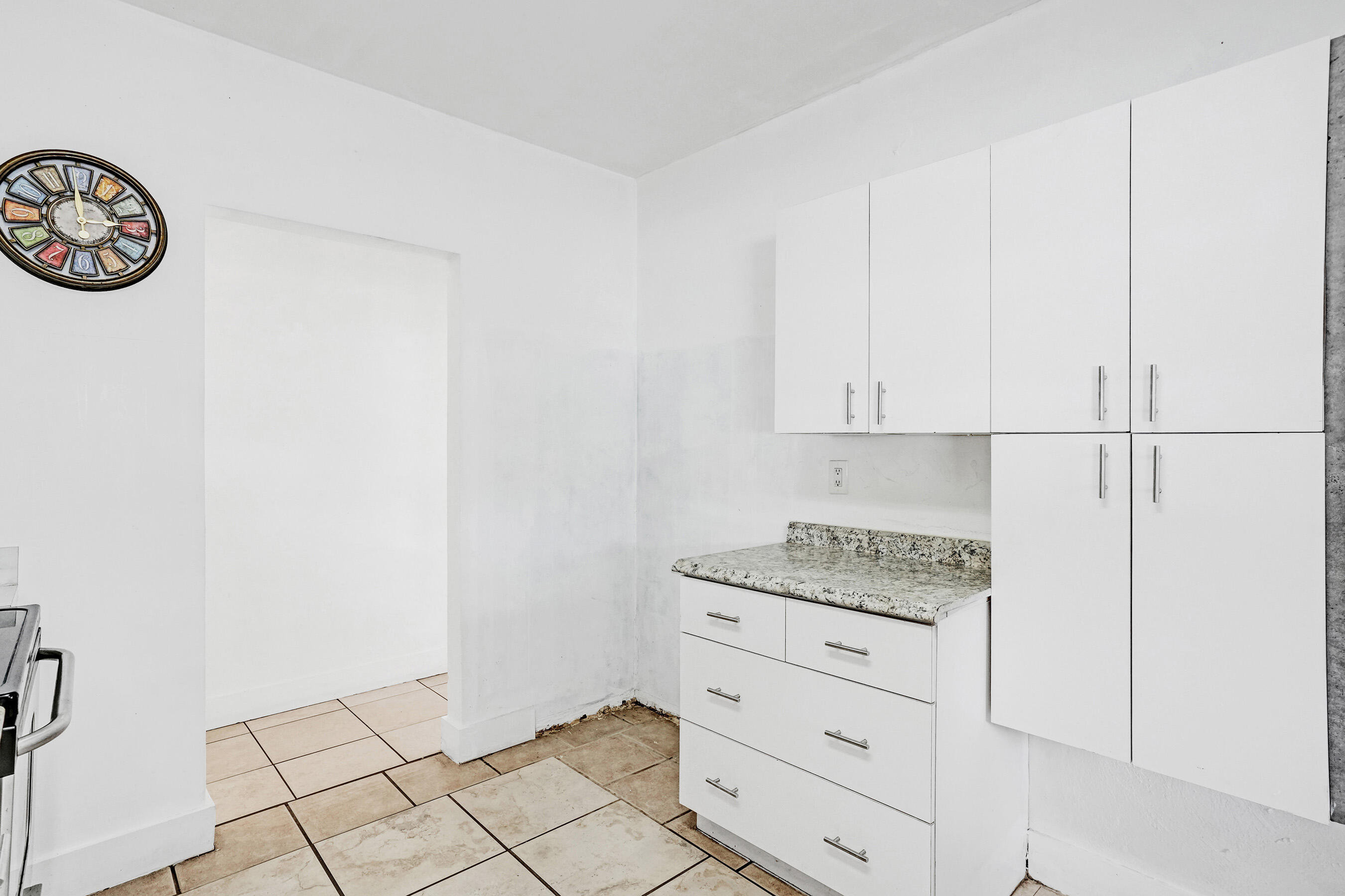 4TH AVENUE EXTENSION - Residential