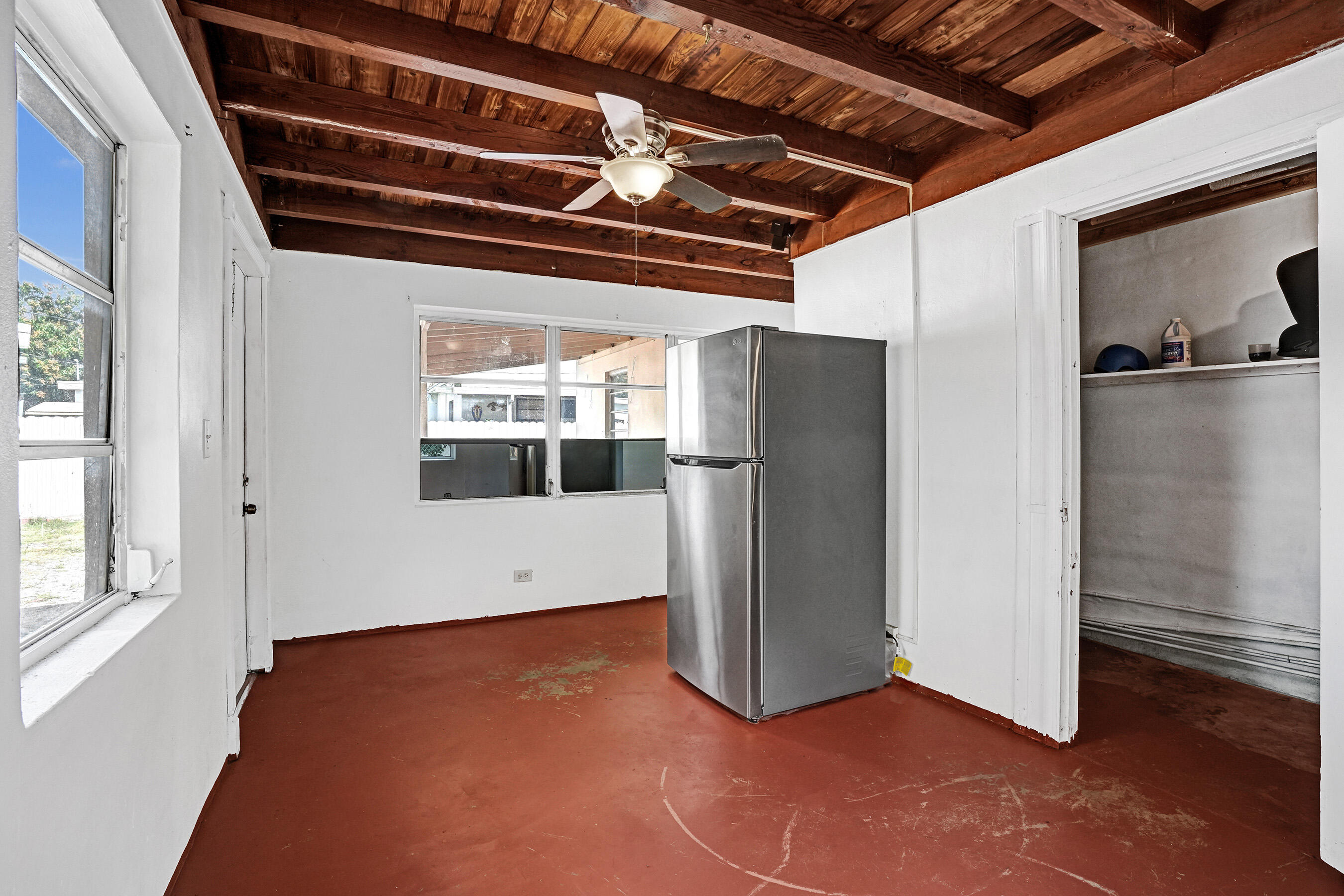 4TH AVENUE EXTENSION - Residential