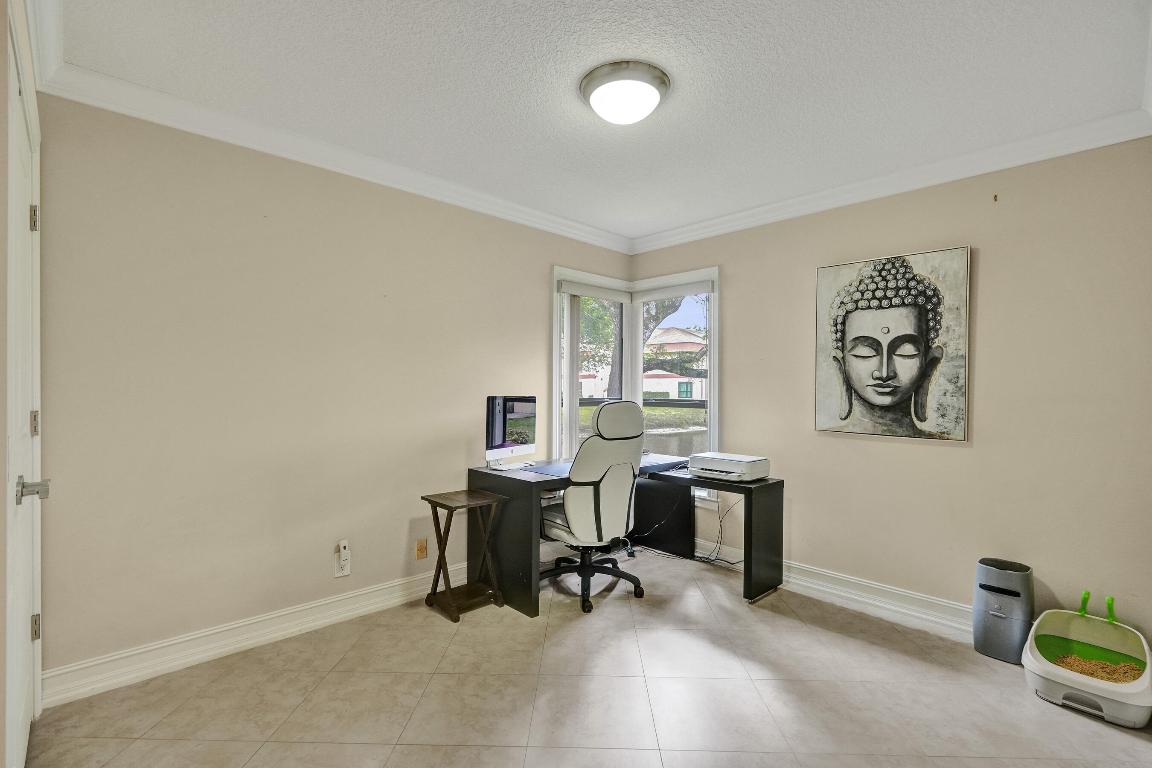 Karanda Village VII-B Condo - Residential