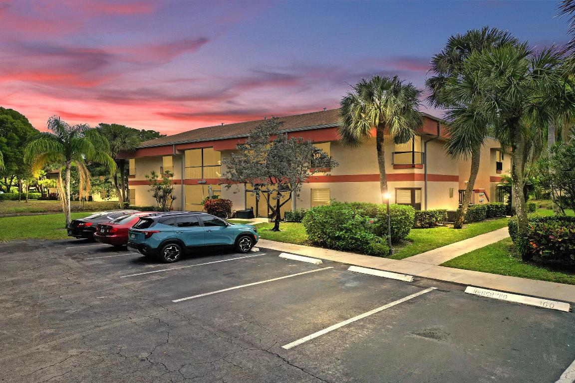 Karanda Village VII-B Condo - Residential