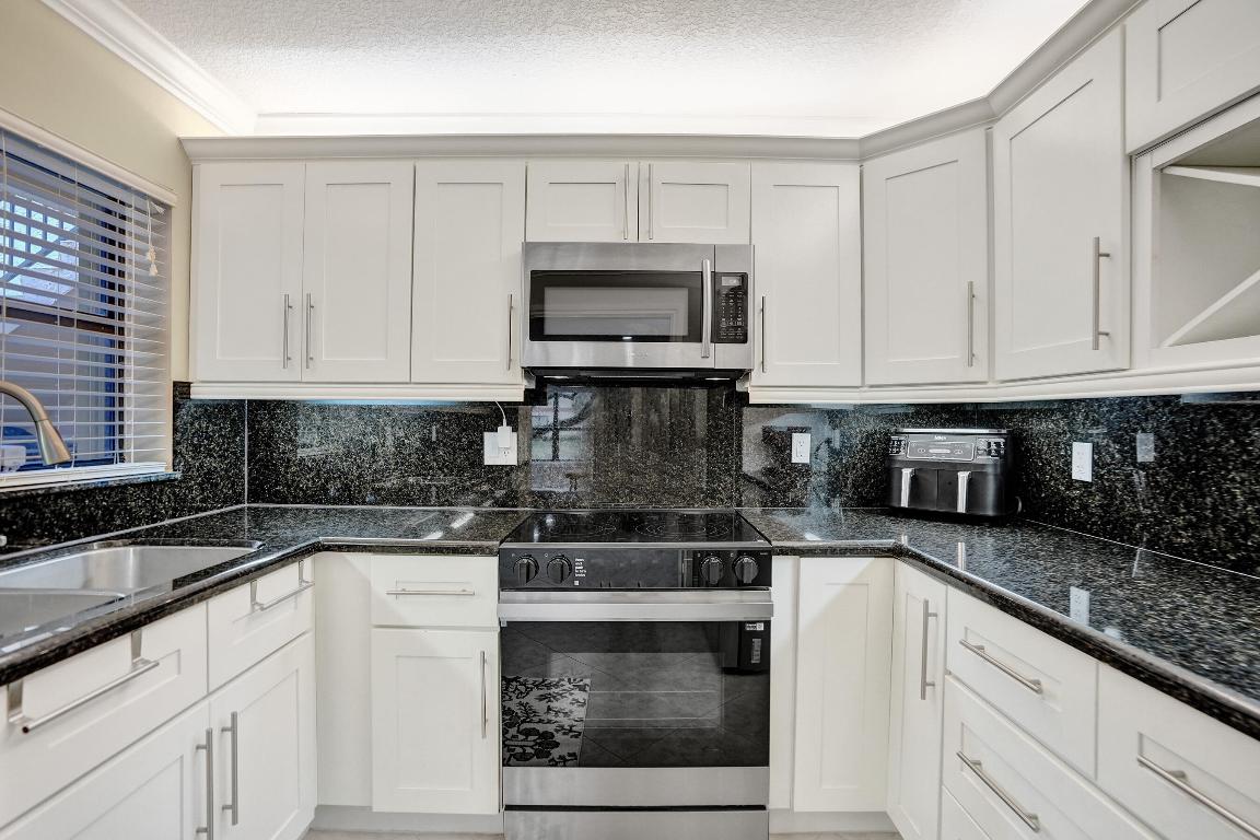 Karanda Village VII-B Condo - Residential