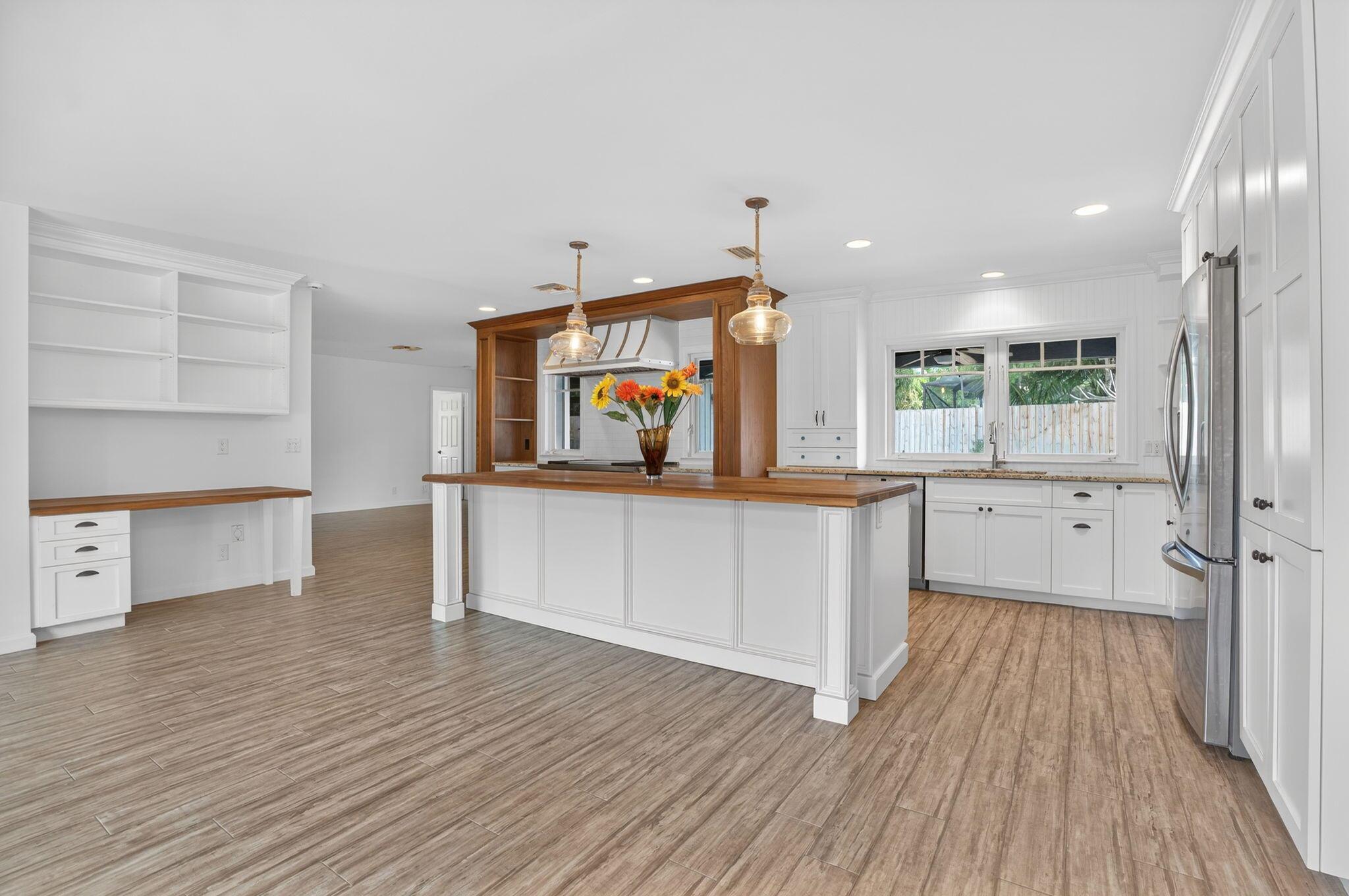 28 Hickory Hill Road