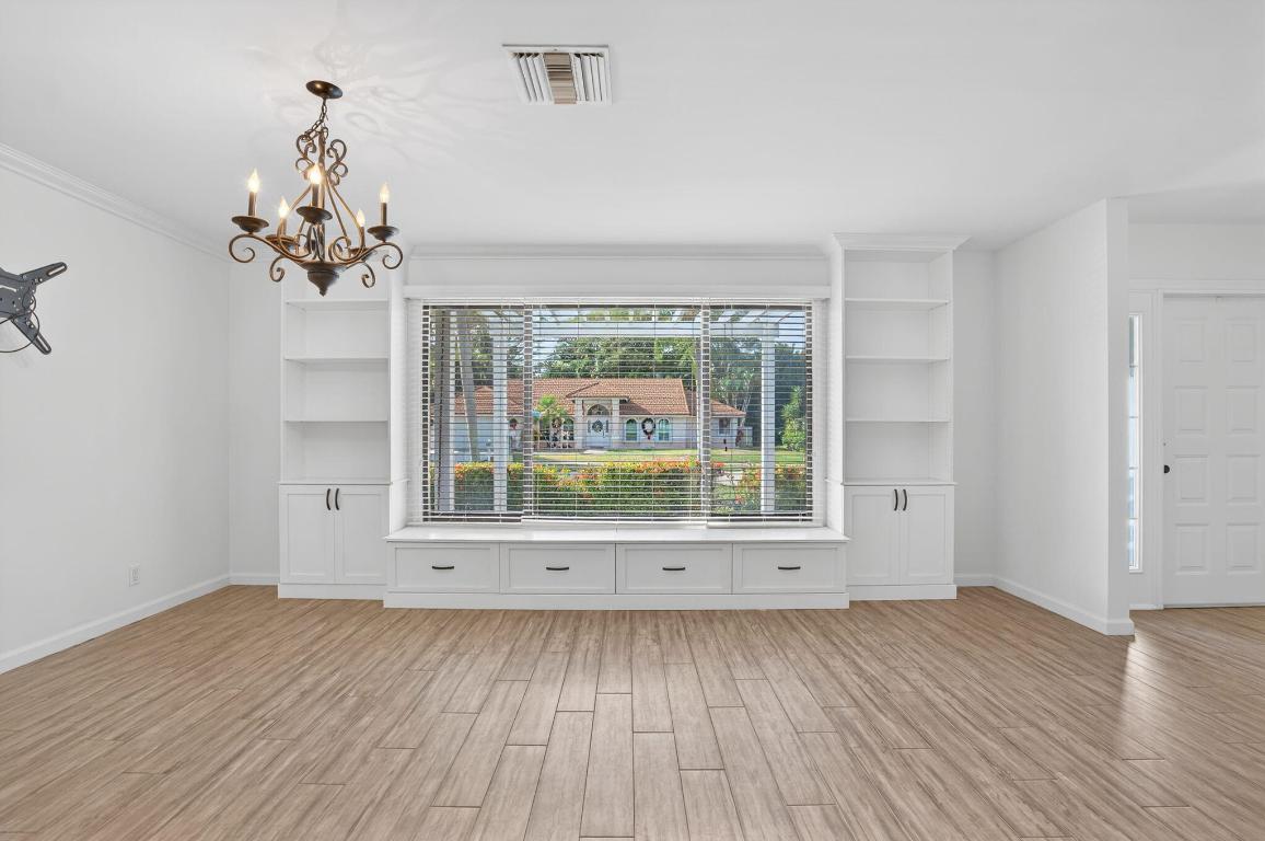 TEQUESTA PINES - Residential