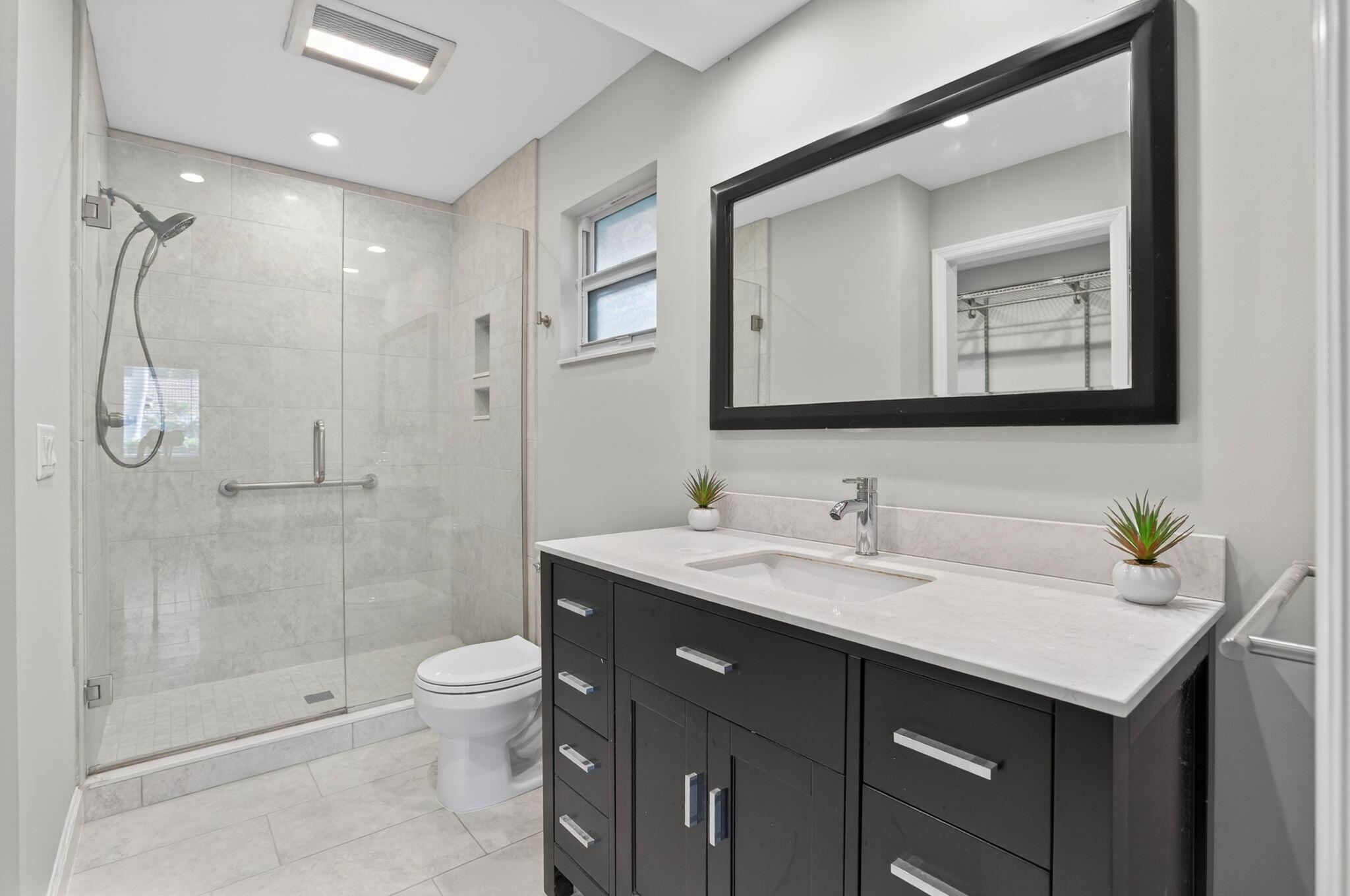 TEQUESTA PINES - Residential