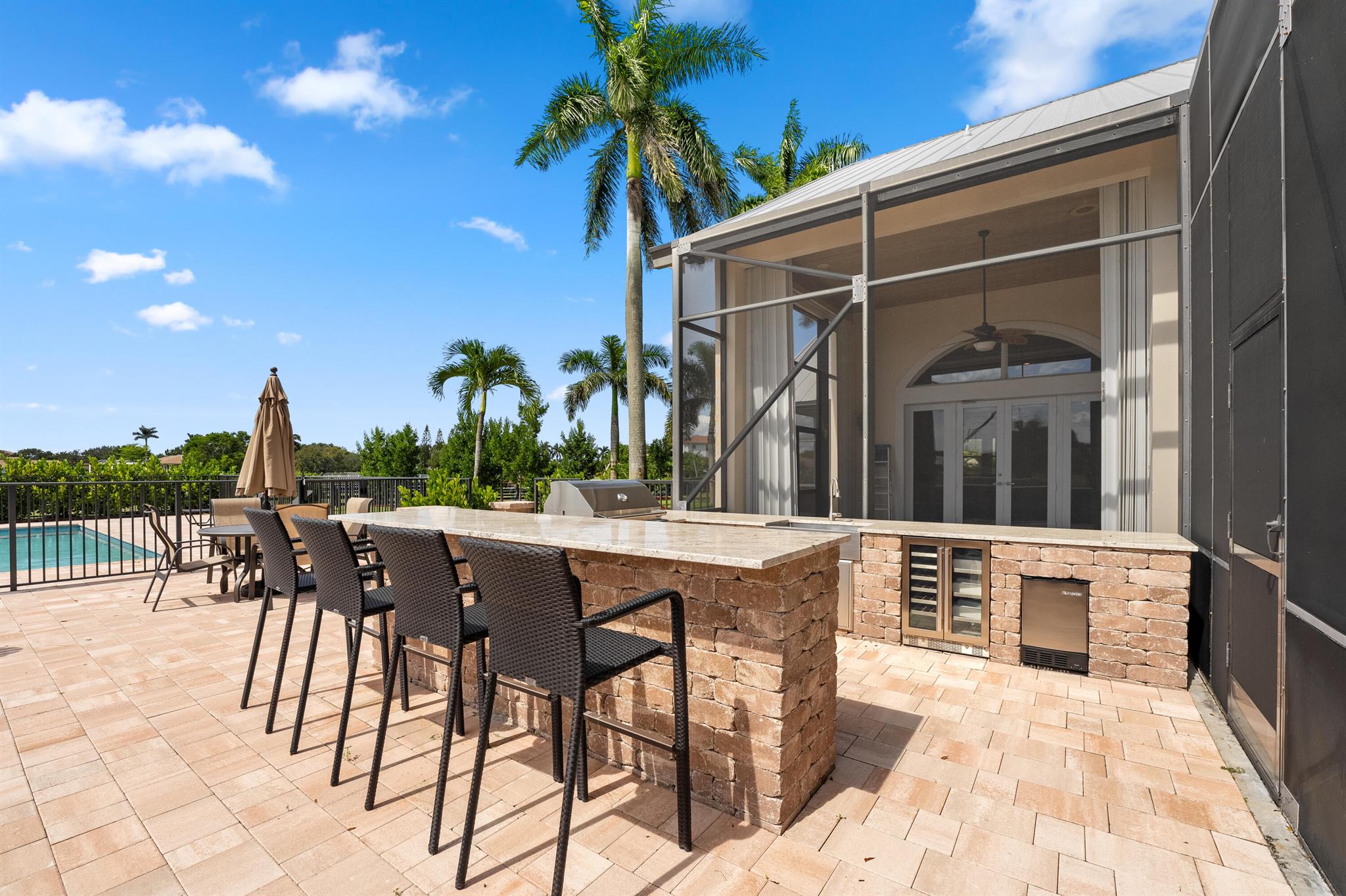 PALM BEACH POINT - Residential