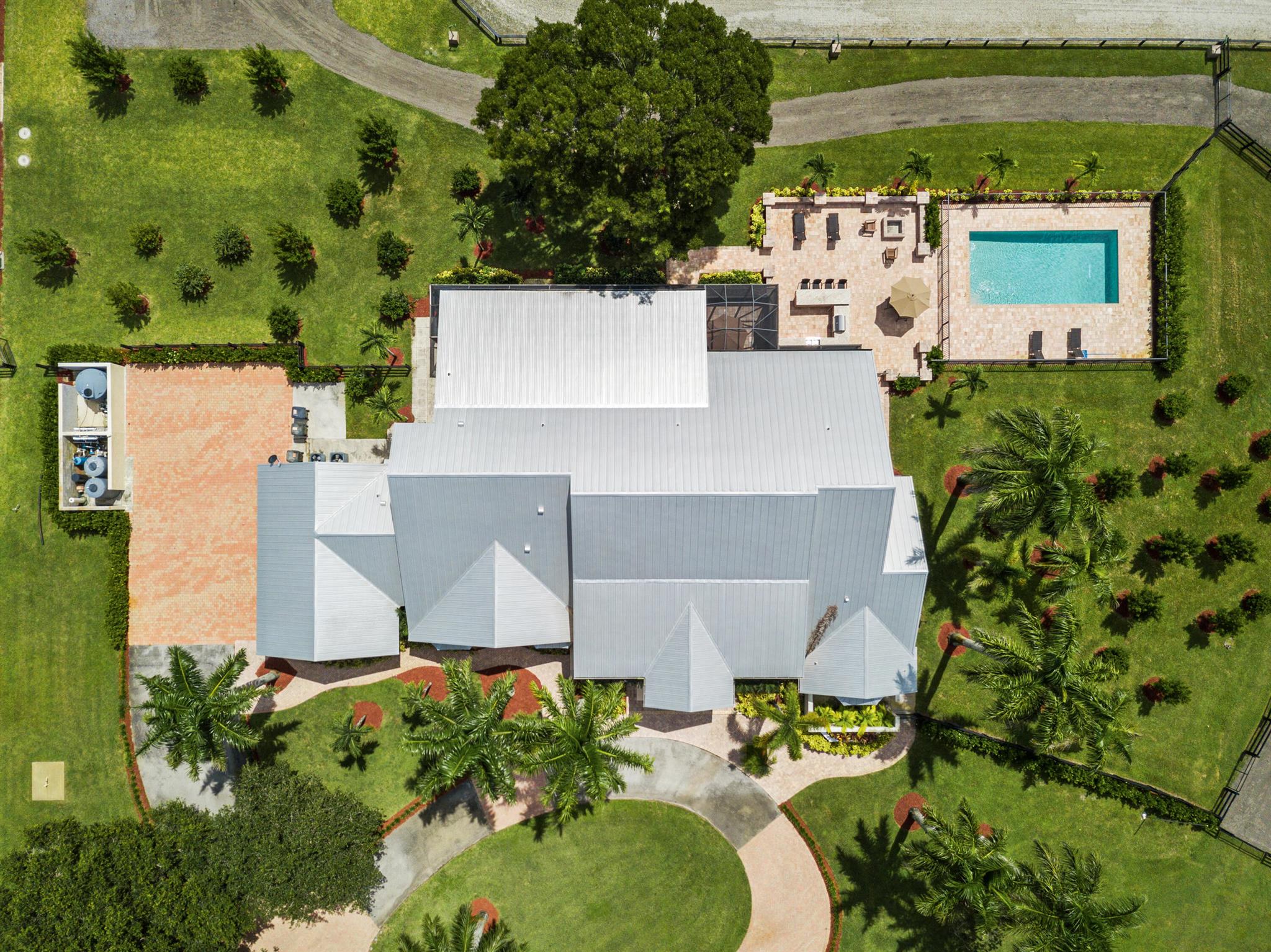 PALM BEACH POINT - Residential