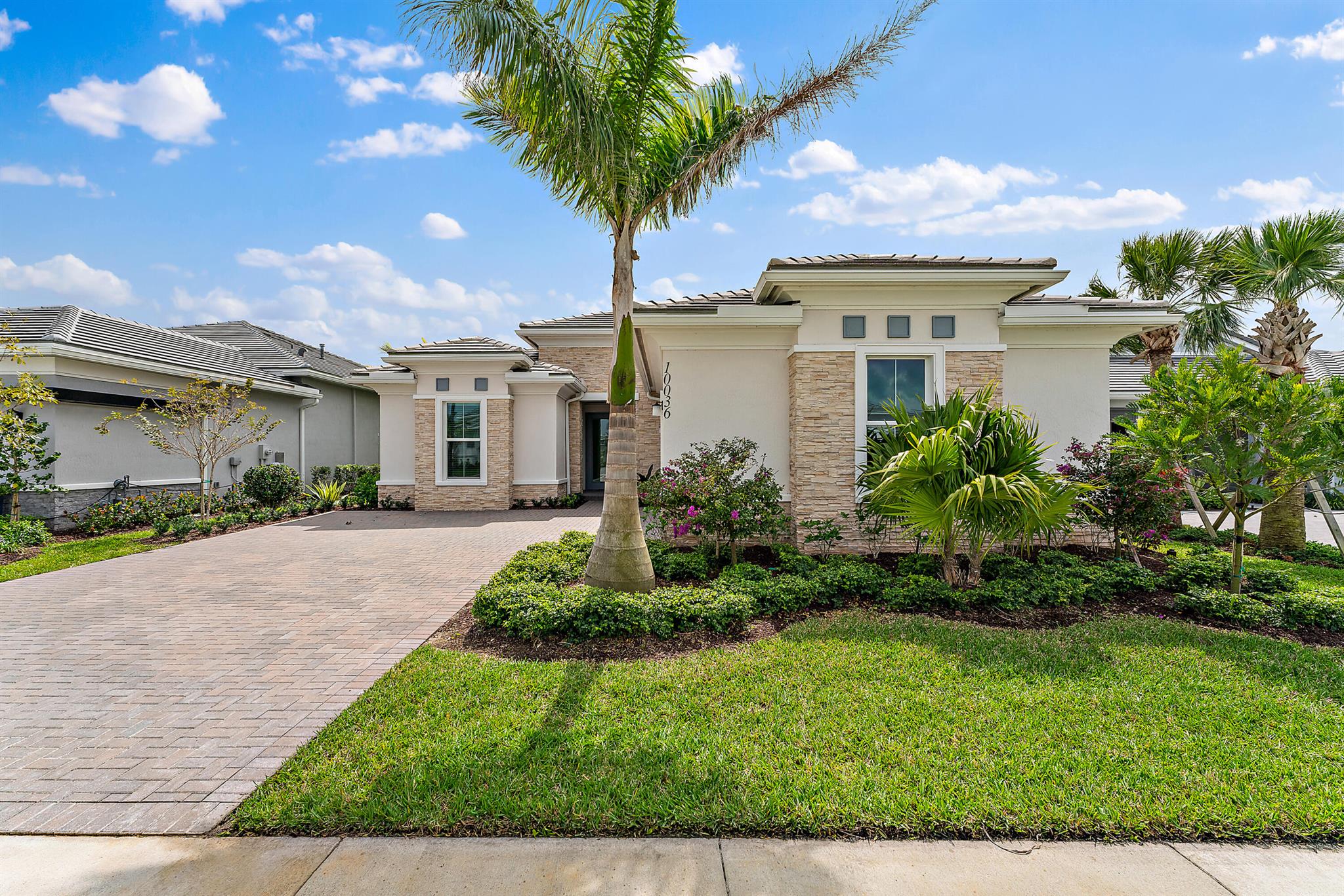 10036 Seagrass Way