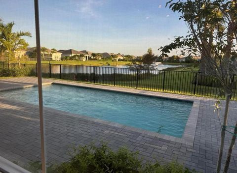 10036 Seagrass Way Palm Beach Gardens FL 33412