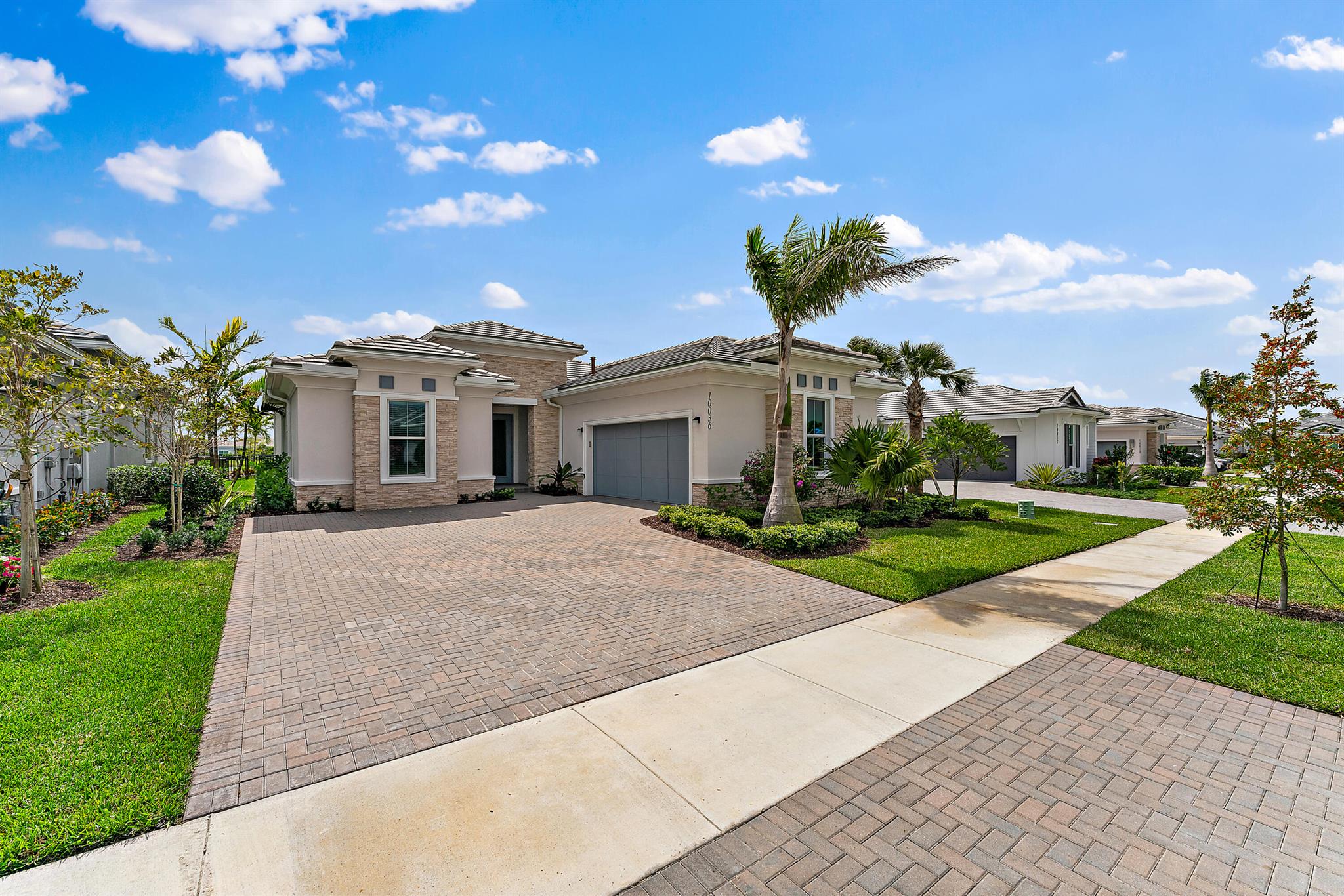 10036 Seagrass Way